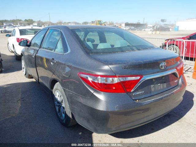 Photo 2 VIN: 4T1BF1FKXGU242797 - TOYOTA CAMRY 