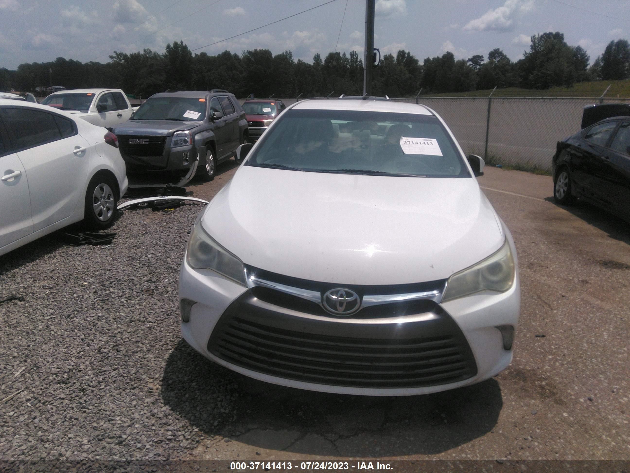 Photo 11 VIN: 4T1BF1FKXGU504480 - TOYOTA CAMRY 