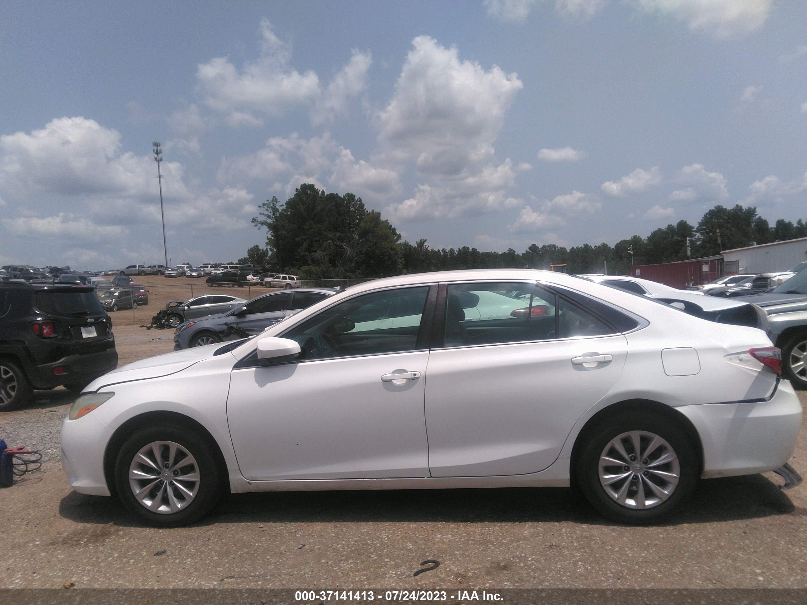 Photo 13 VIN: 4T1BF1FKXGU504480 - TOYOTA CAMRY 