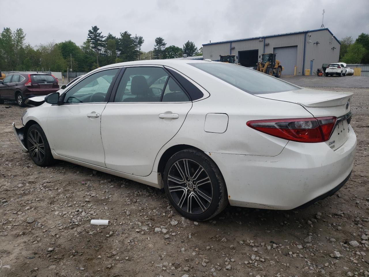 Photo 1 VIN: 4T1BF1FKXGU564338 - TOYOTA CAMRY 