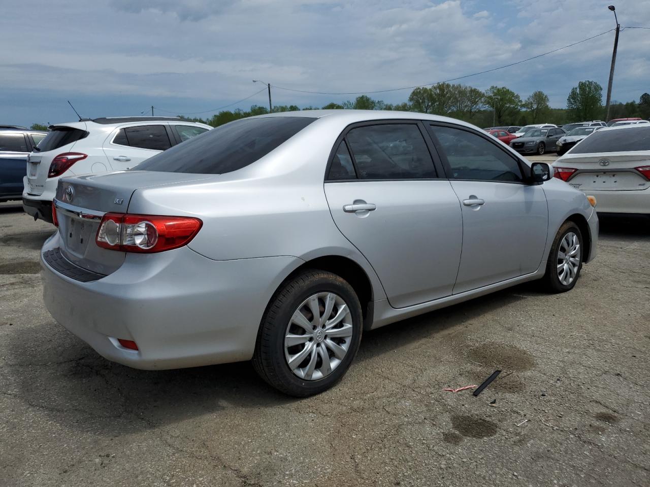 Photo 2 VIN: 4T1BF1FKXGU567417 - TOYOTA CAMRY 