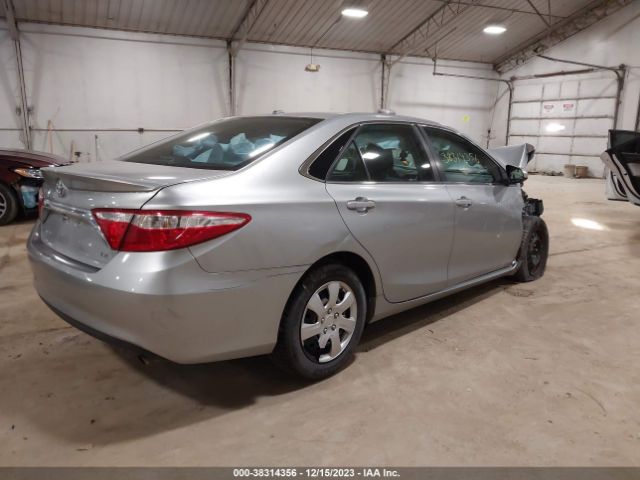 Photo 3 VIN: 4T1BF1FKXGU591765 - TOYOTA CAMRY 