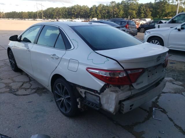 Photo 2 VIN: 4T1BF1FKXHU332873 - TOYOTA CAMRY LE 