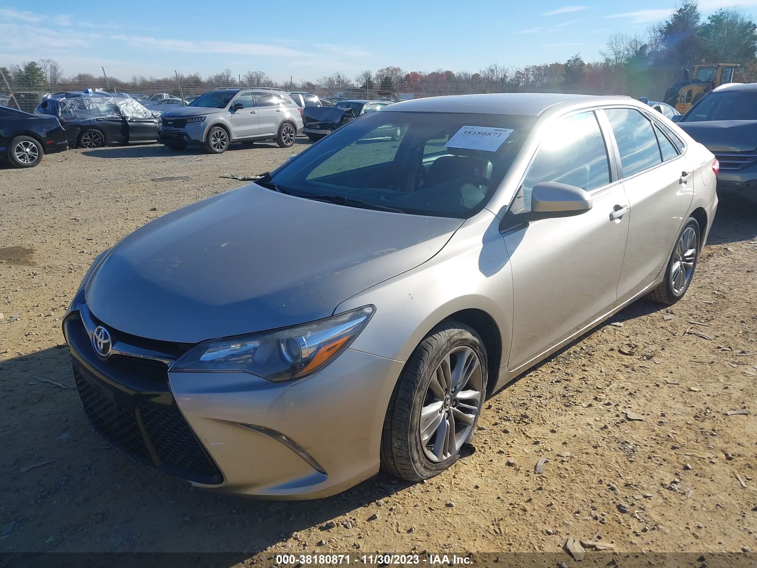 Photo 1 VIN: 4T1BF1FKXHU337457 - TOYOTA CAMRY 