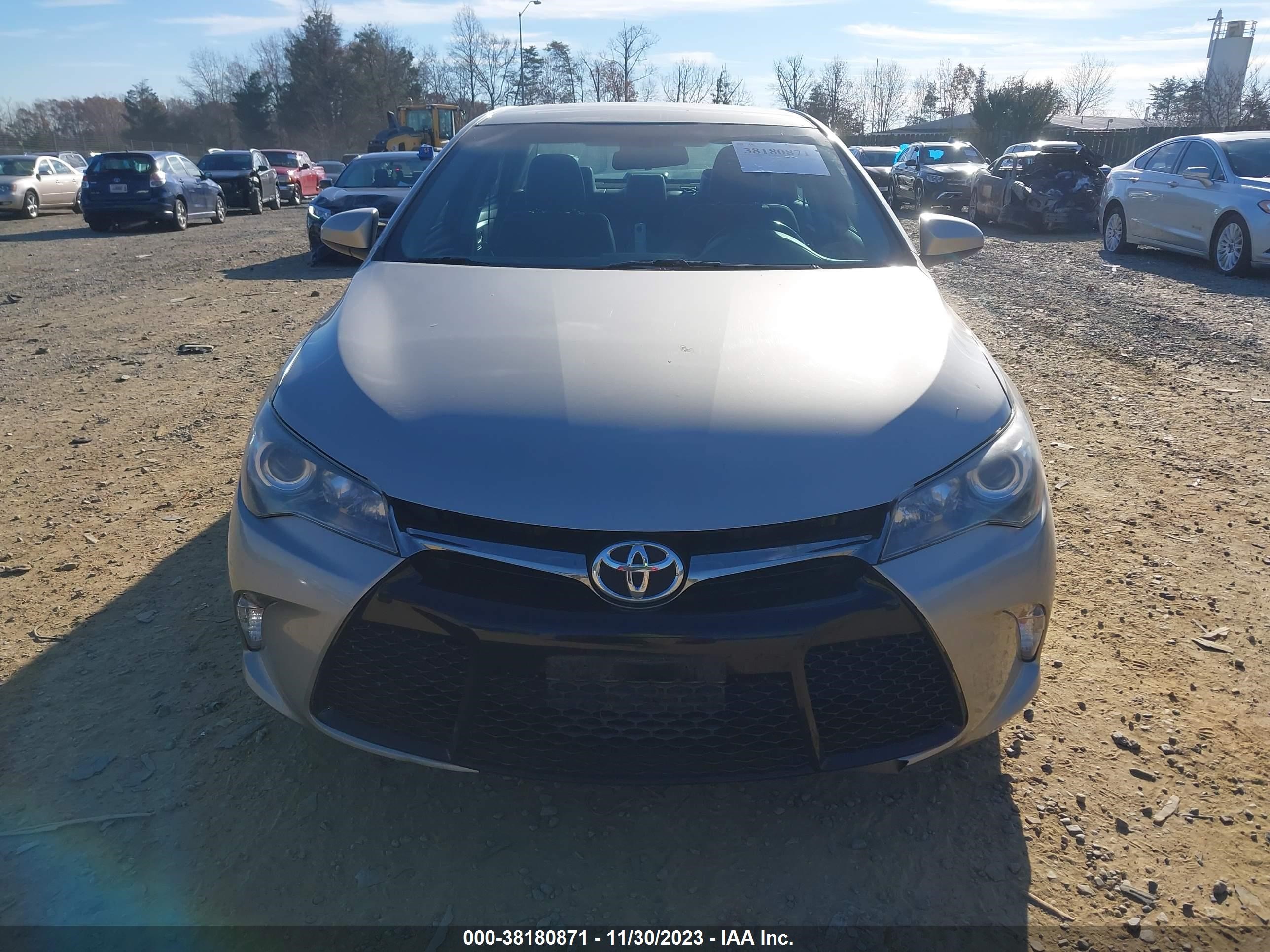 Photo 10 VIN: 4T1BF1FKXHU337457 - TOYOTA CAMRY 