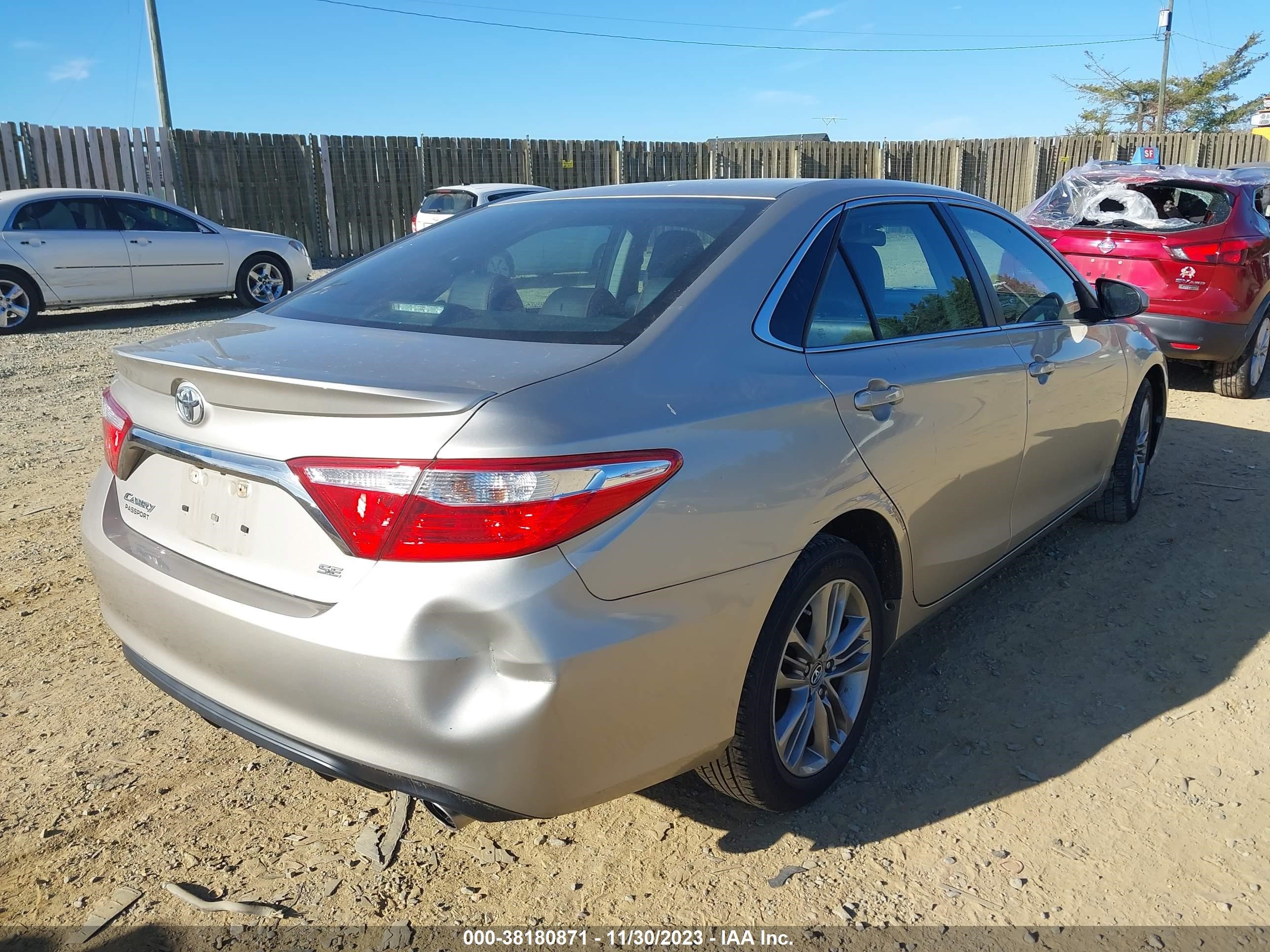 Photo 3 VIN: 4T1BF1FKXHU337457 - TOYOTA CAMRY 