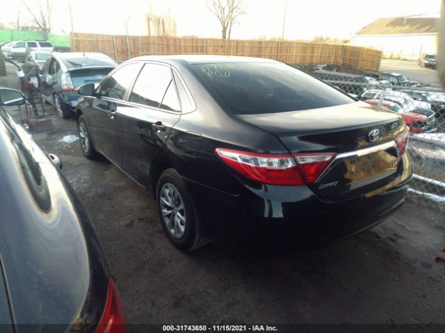 Photo 2 VIN: 4T1BF1FKXHU352072 - TOYOTA CAMRY 