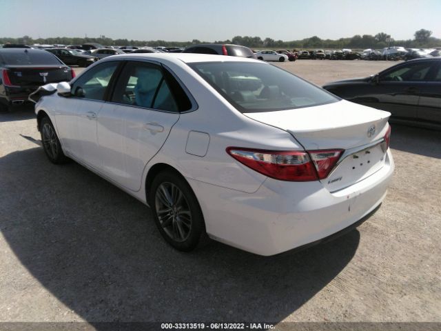 Photo 2 VIN: 4T1BF1FKXHU352735 - TOYOTA CAMRY 