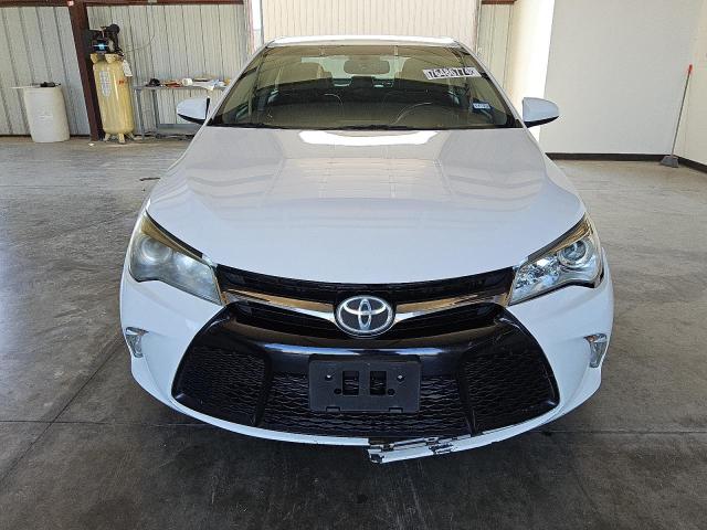 Photo 4 VIN: 4T1BF1FKXHU357210 - TOYOTA CAMRY LE 