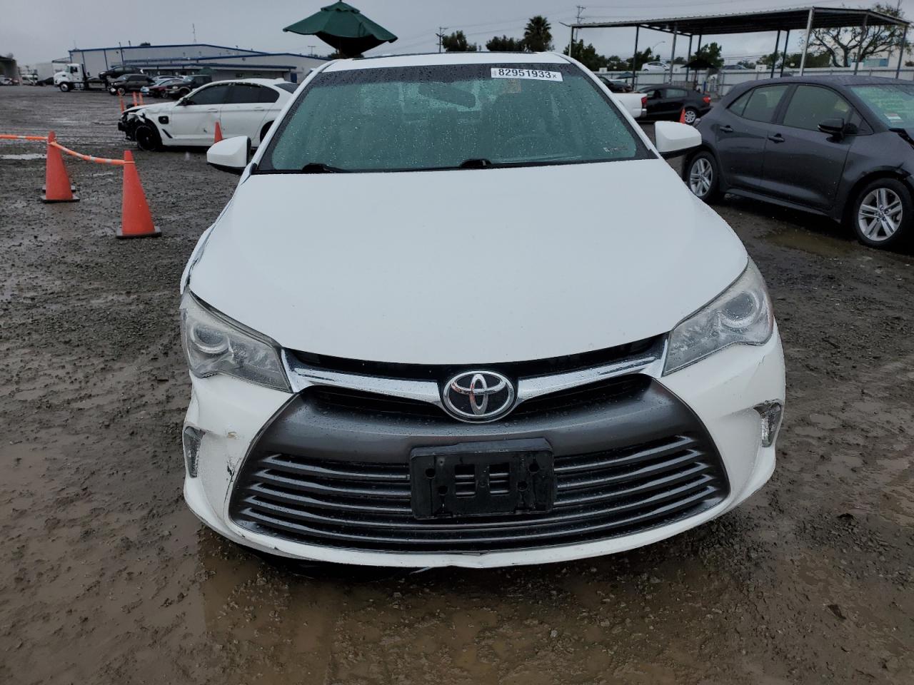 Photo 4 VIN: 4T1BF1FKXHU366747 - TOYOTA CAMRY 