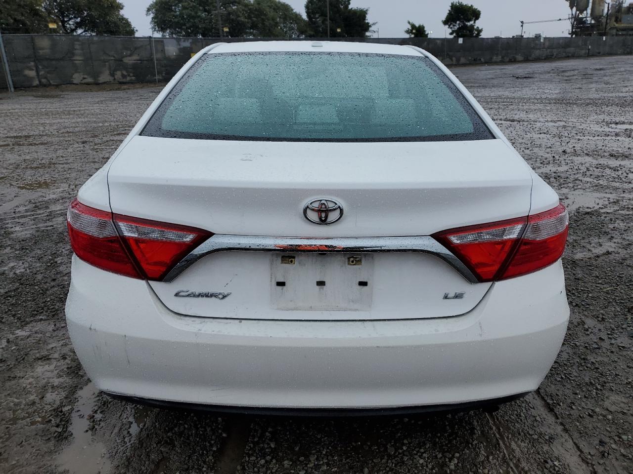 Photo 5 VIN: 4T1BF1FKXHU366747 - TOYOTA CAMRY 