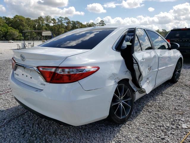 Photo 3 VIN: 4T1BF1FKXHU386979 - TOYOTA CAMRY LE 