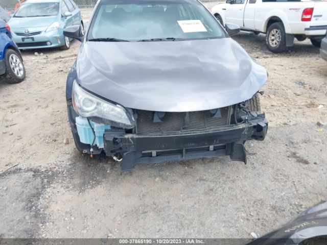 Photo 5 VIN: 4T1BF1FKXHU411881 - TOYOTA CAMRY 