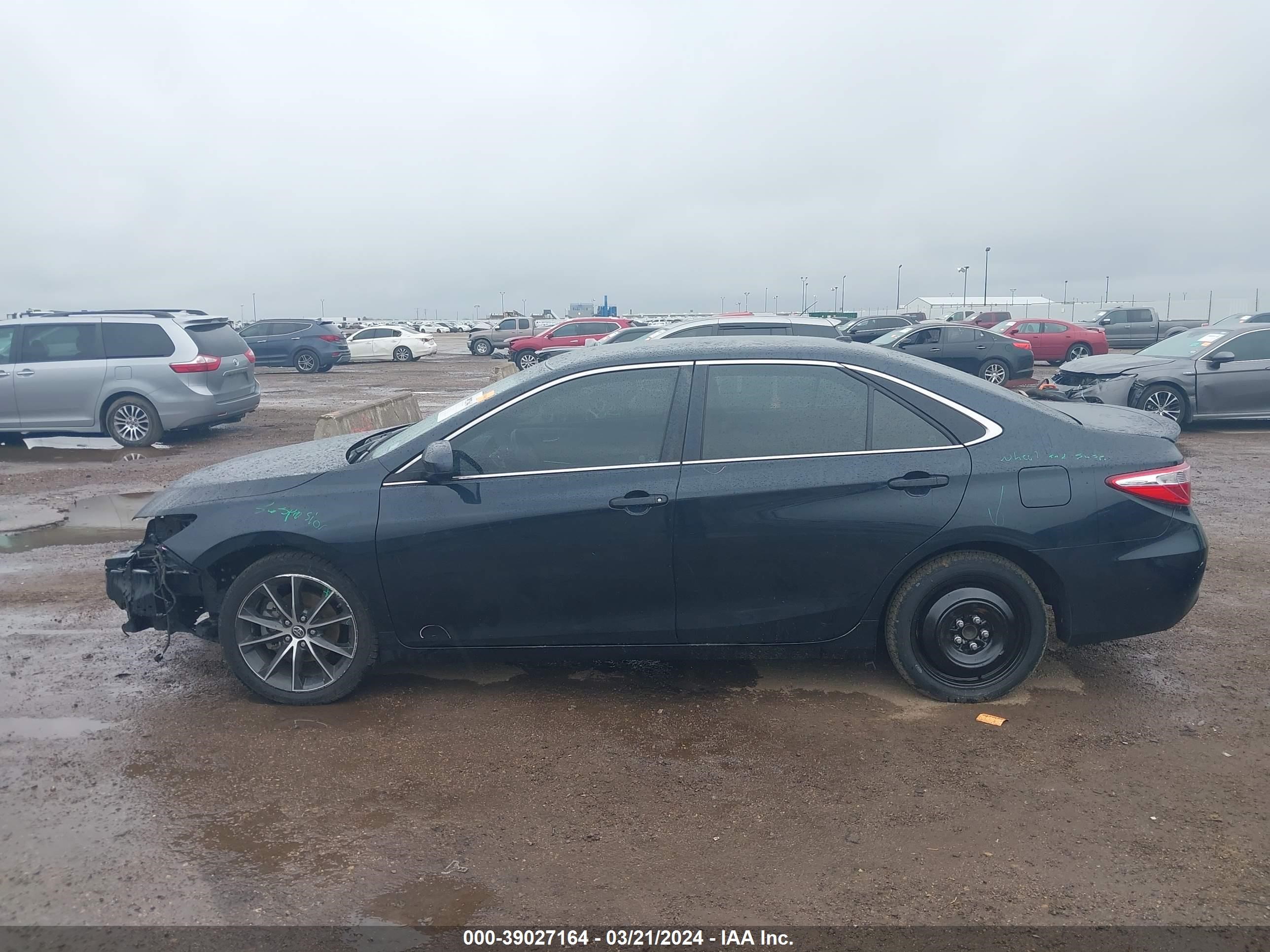 Photo 14 VIN: 4T1BF1FKXHU425862 - TOYOTA CAMRY 