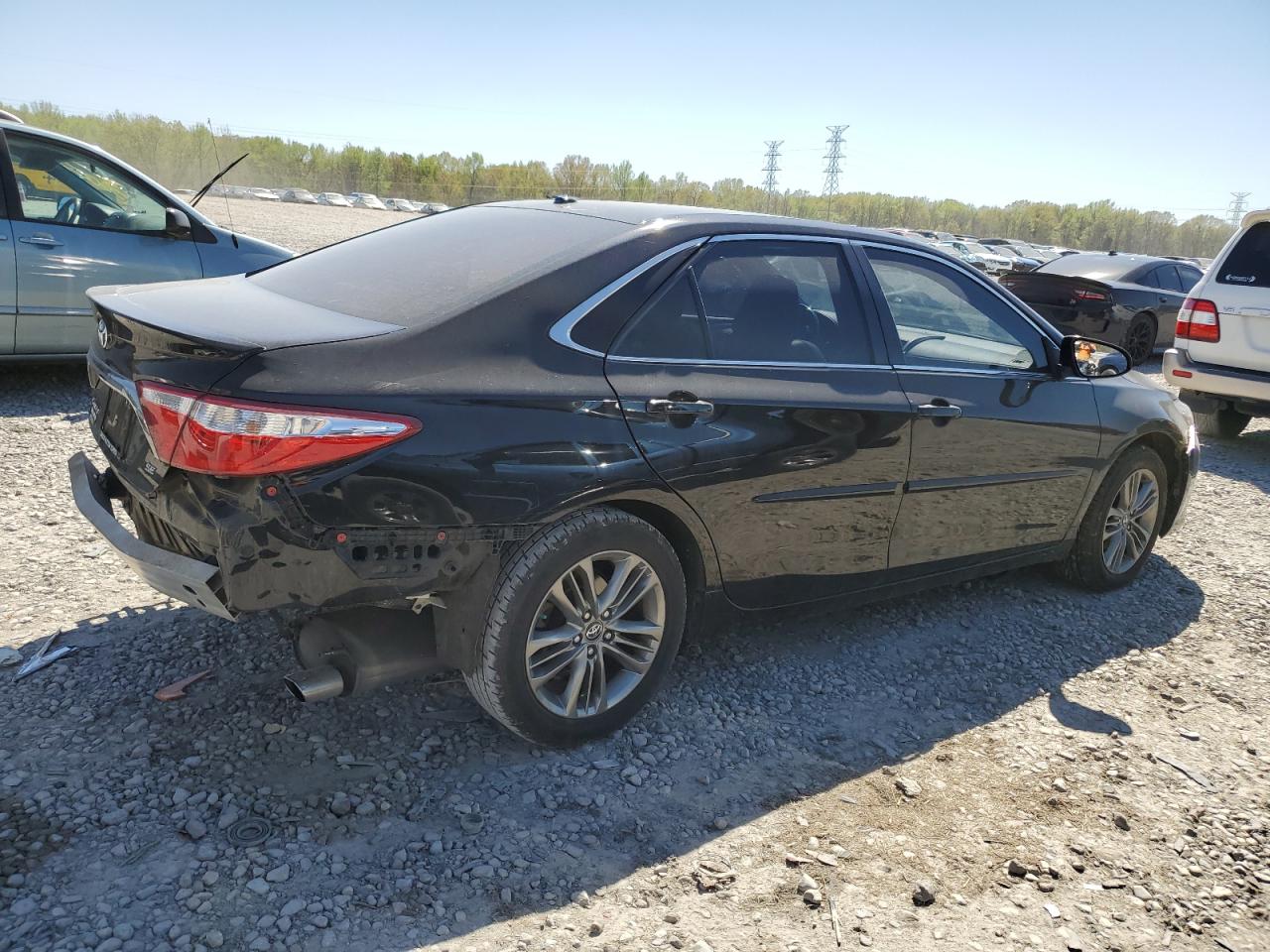 Photo 2 VIN: 4T1BF1FKXHU447229 - TOYOTA CAMRY 