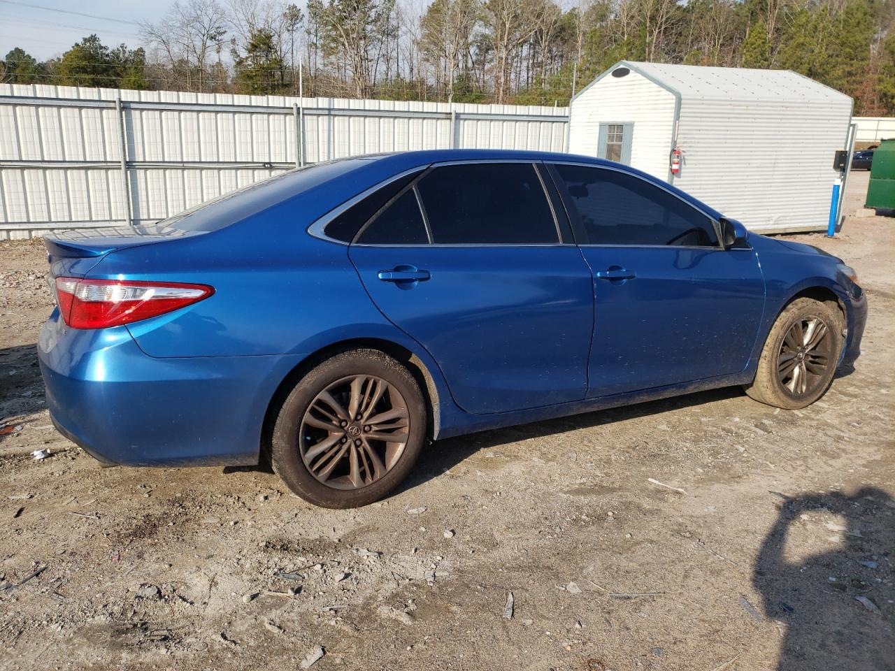 Photo 2 VIN: 4T1BF1FKXHU627438 - TOYOTA CAMRY 