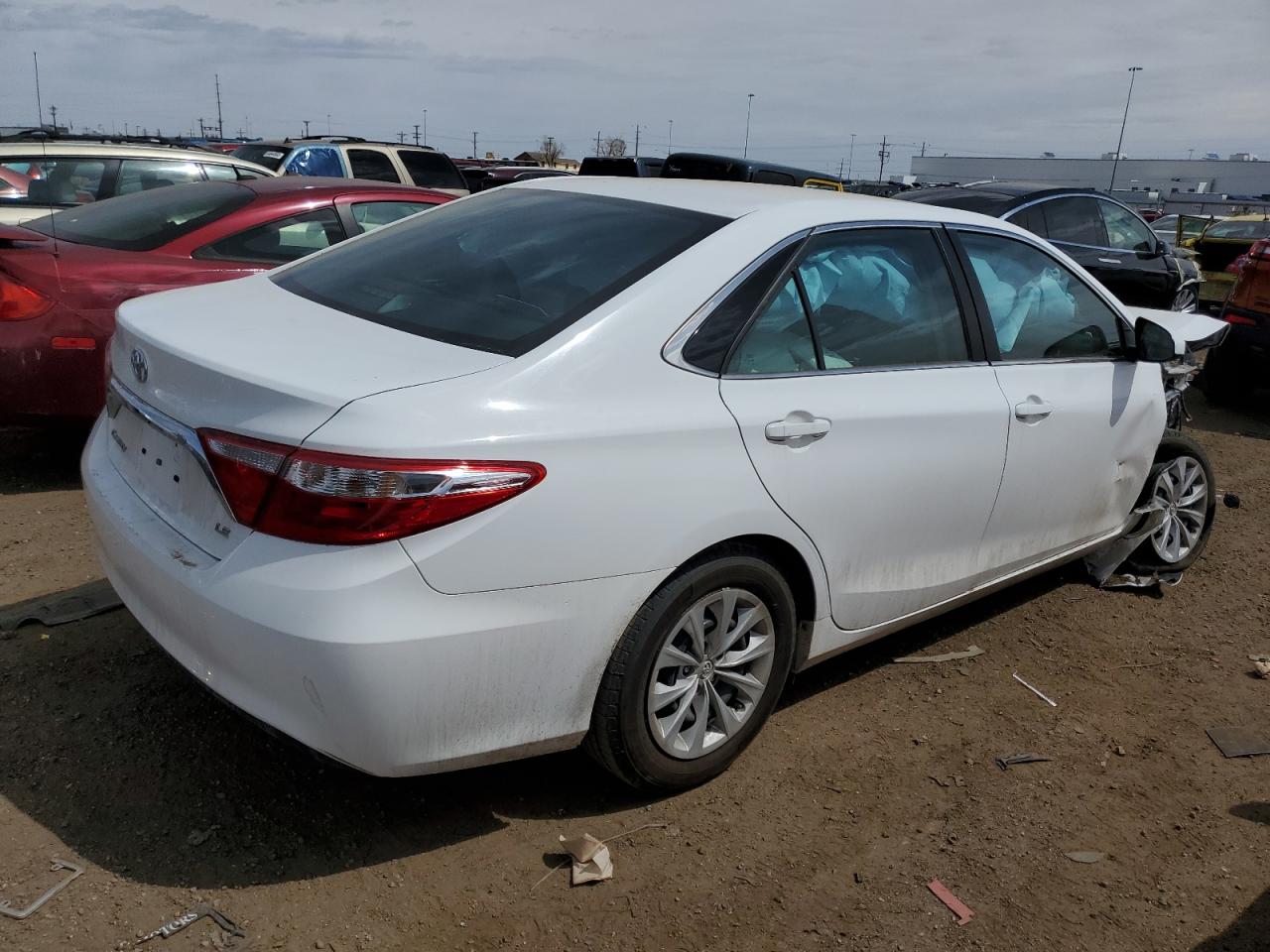 Photo 2 VIN: 4T1BF1FKXHU665459 - TOYOTA CAMRY LE 