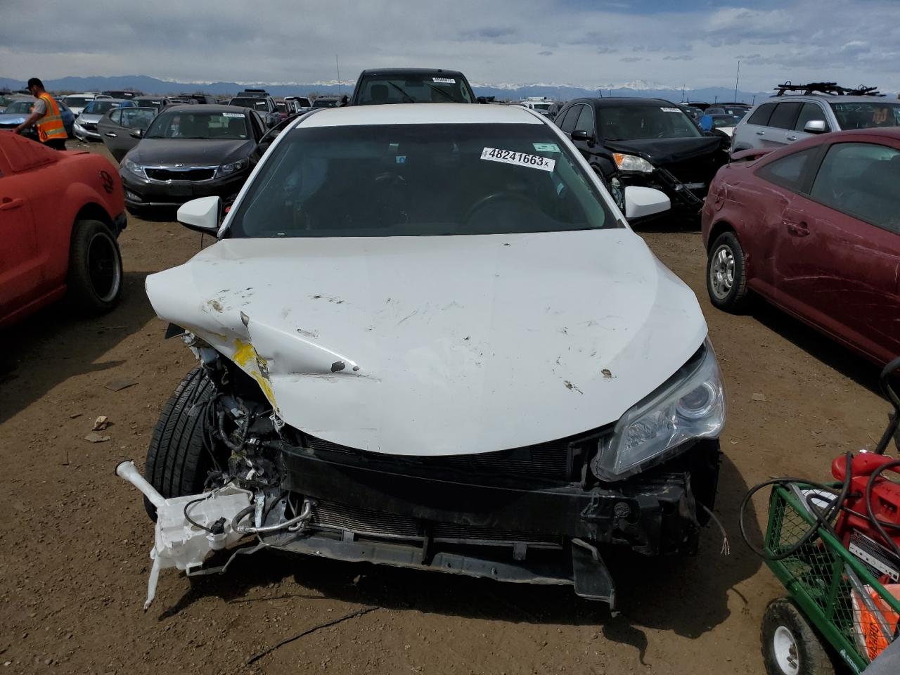 Photo 4 VIN: 4T1BF1FKXHU665459 - TOYOTA CAMRY LE 