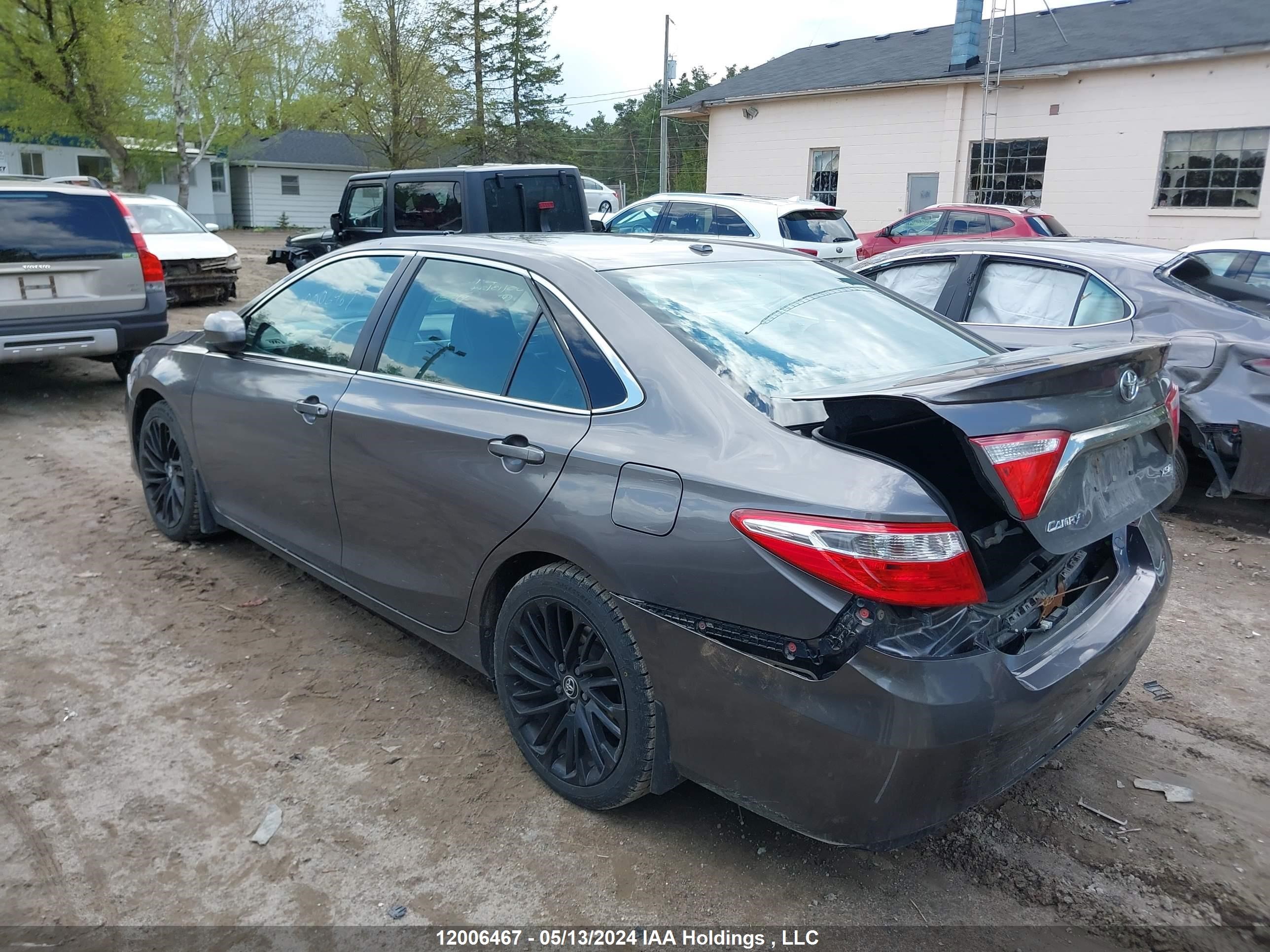 Photo 2 VIN: 4T1BF1FKXHU667518 - TOYOTA CAMRY 