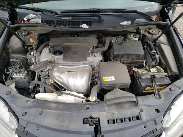 Photo 6 VIN: 4T1BF1FKXHU692161 - TOYOTA CAMRY LE 