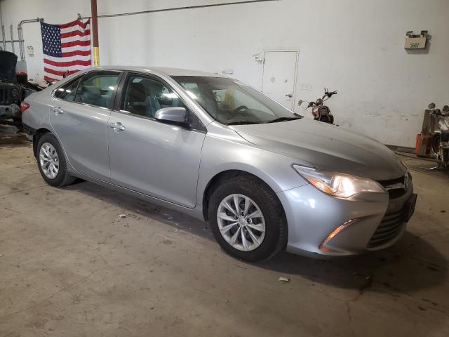 Photo 3 VIN: 4T1BF1FKXHU702476 - TOYOTA CAMRY LE 