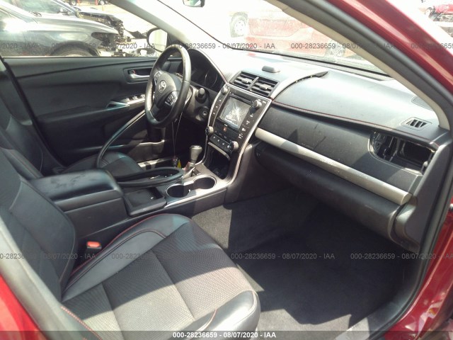 Photo 5 VIN: 4T1BF1FKXHU703790 - TOYOTA CAMRY 