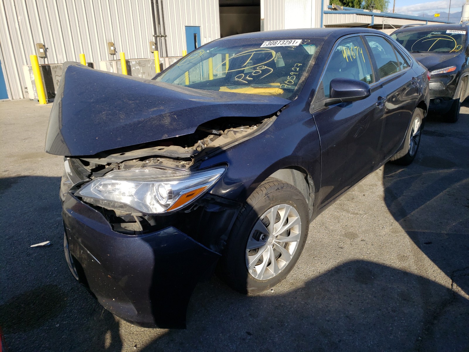 Photo 1 VIN: 4T1BF1FKXHU705927 - TOYOTA CAMRY LE 