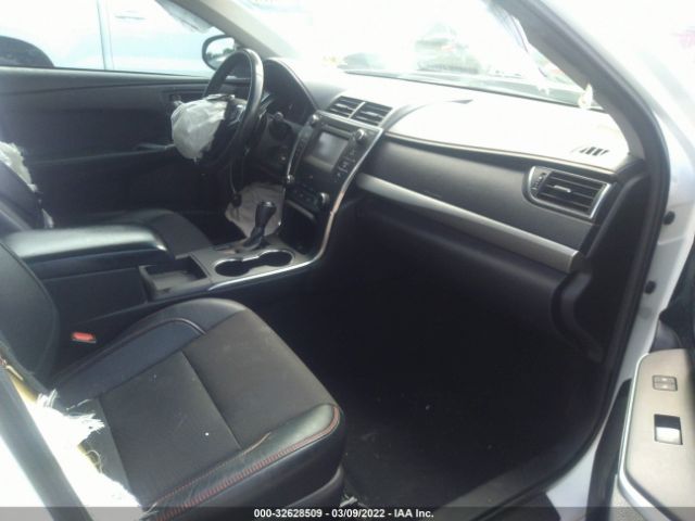 Photo 4 VIN: 4T1BF1FKXHU738278 - TOYOTA CAMRY 