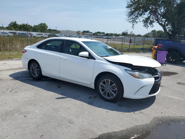 Photo 3 VIN: 4T1BF1FKXHU739236 - TOYOTA CAMRY 