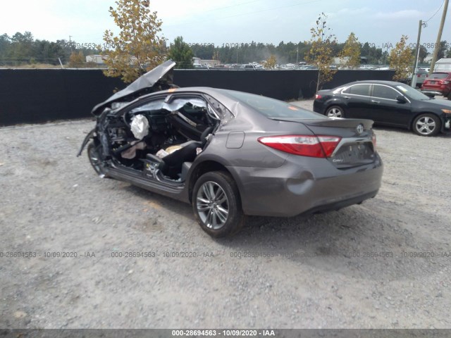 Photo 2 VIN: 4T1BF1FKXHU744601 - TOYOTA CAMRY 