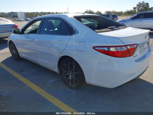 Photo 2 VIN: 4T1BF1FKXHU746588 - TOYOTA CAMRY 