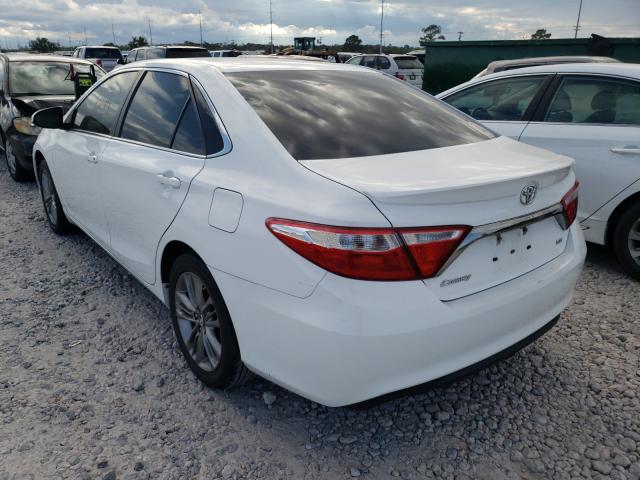 Photo 2 VIN: 4T1BF1FKXHU755789 - TOYOTA CAMRY LE 