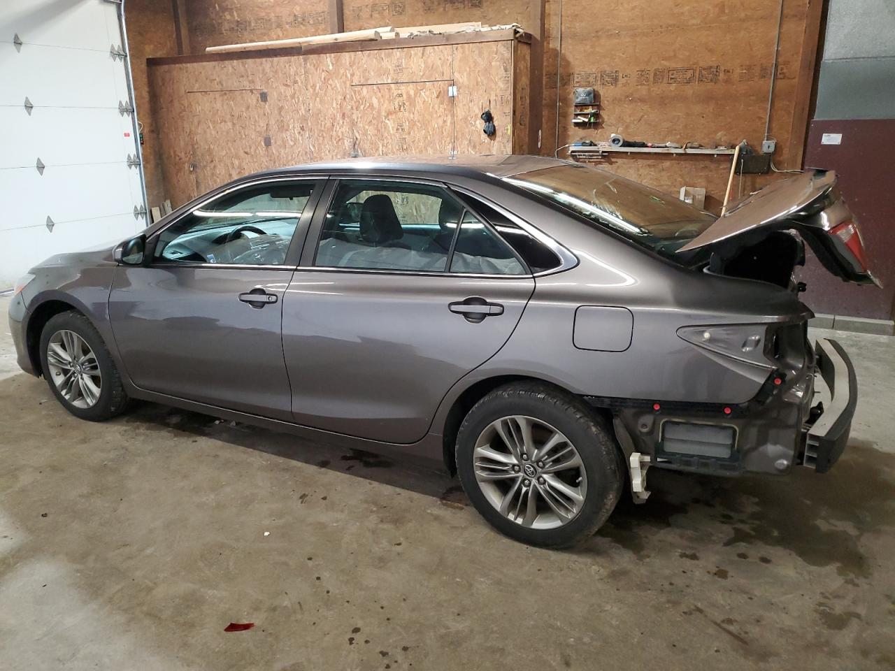 Photo 1 VIN: 4T1BF1FKXHU761589 - TOYOTA CAMRY 