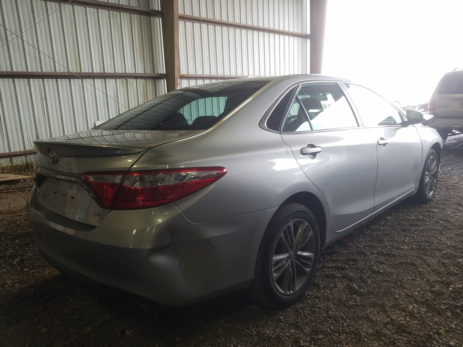 Photo 3 VIN: 4T1BF1FKXHU784791 - TOYOTA CAMRY LE 