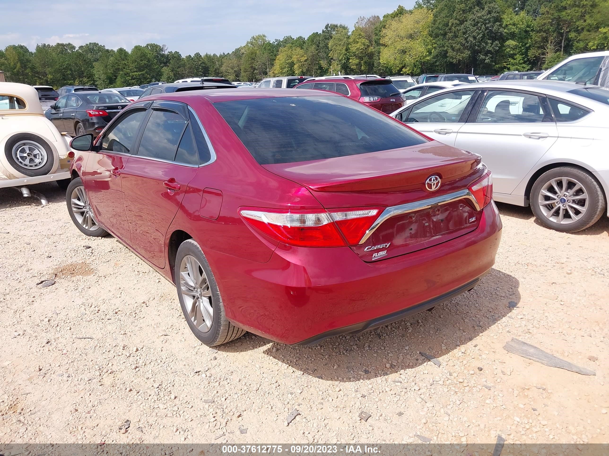 Photo 2 VIN: 4T1BF1FKXHU793278 - TOYOTA CAMRY 