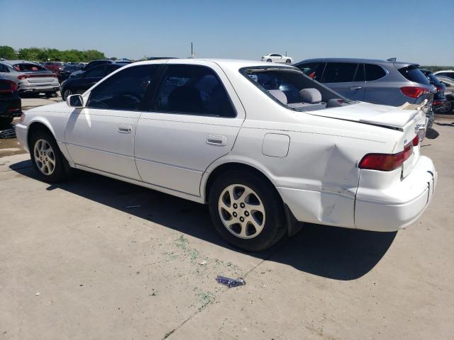 Photo 1 VIN: 4T1BF22K0VU915833 - TOYOTA CAMRY CE 