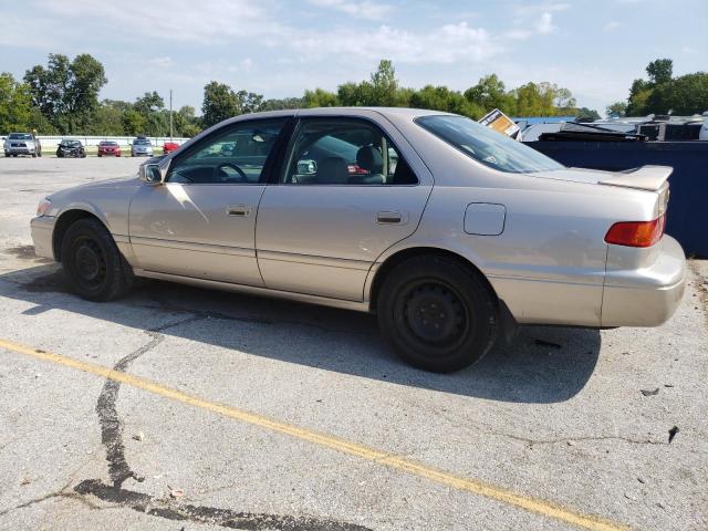 Photo 1 VIN: 4T1BF22K0YU938467 - TOYOTA CAMRY LE 