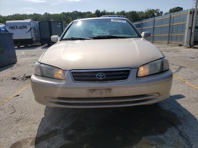 Photo 4 VIN: 4T1BF22K0YU938467 - TOYOTA CAMRY LE 