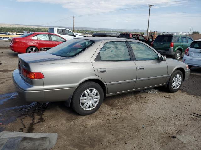 Photo 2 VIN: 4T1BF22K11U131221 - TOYOTA CAMRY 