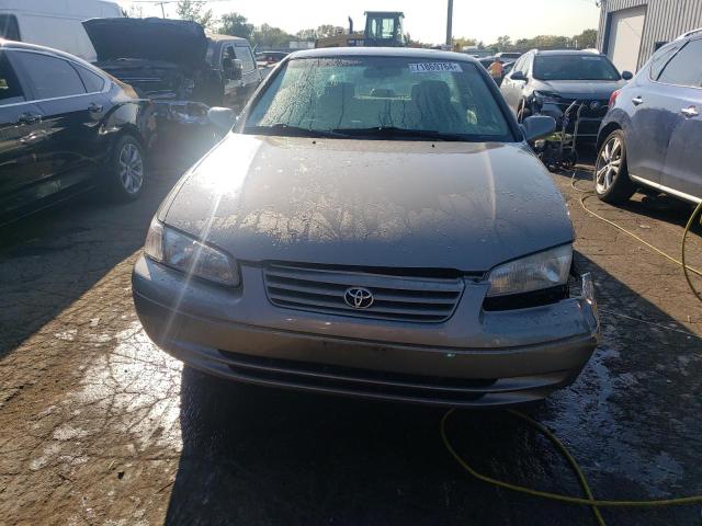 Photo 4 VIN: 4T1BF22K1VU038737 - TOYOTA CAMRY CE 