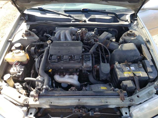 Photo 10 VIN: 4T1BF22K1YU114140 - TOYOTA CAMRY LE 