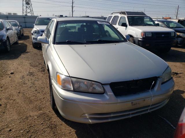 Photo 4 VIN: 4T1BF22K1YU114140 - TOYOTA CAMRY LE 