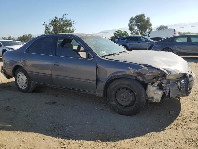 Photo 3 VIN: 4T1BF22K2VU004029 - TOYOTA CAMRY CE 