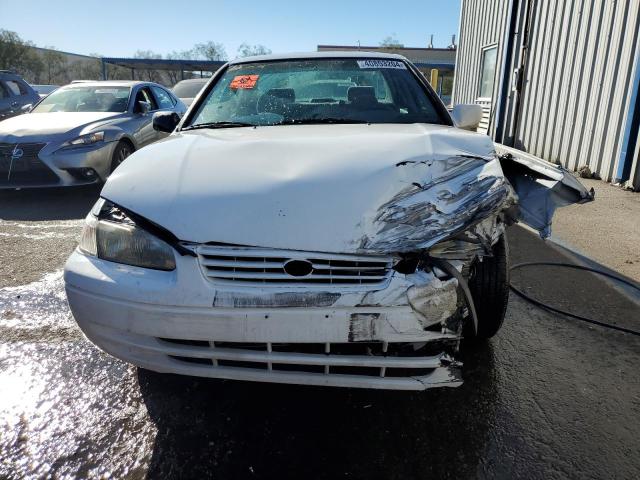 Photo 4 VIN: 4T1BF22K2VU911072 - TOYOTA CAMRY 