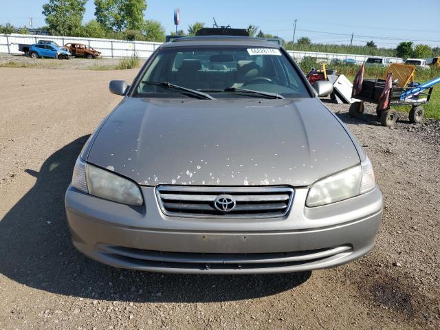 Photo 4 VIN: 4T1BF22K31U115425 - TOYOTA CAMRY LE 