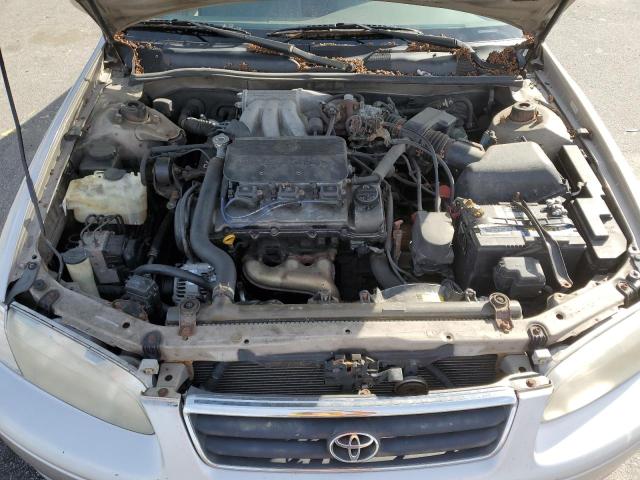 Photo 10 VIN: 4T1BF22K3YU937412 - TOYOTA CAMRY 