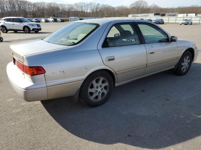 Photo 2 VIN: 4T1BF22K3YU937412 - TOYOTA CAMRY 