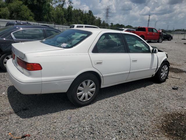 Photo 2 VIN: 4T1BF22K3YU939015 - TOYOTA CAMRY 