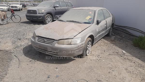 Photo 3 VIN: 4T1BF22K4WU066629 - TOYOTA CAMRY 