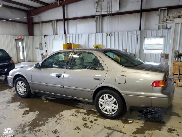 Photo 1 VIN: 4T1BF22K4YU111541 - TOYOTA CAMRY 